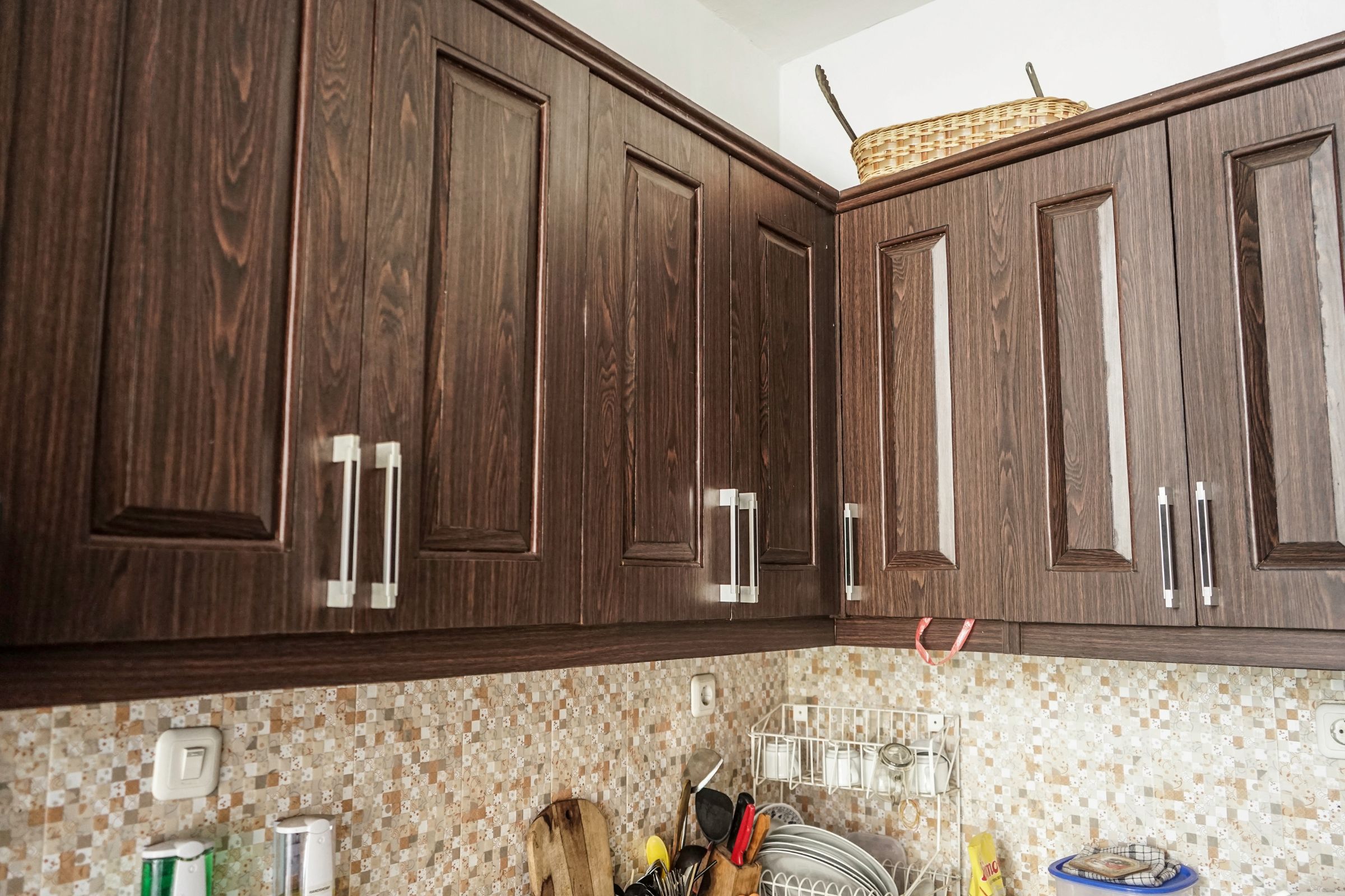 Upgrade Your Kitchen for the Holidays with Cabinet Refinishing
